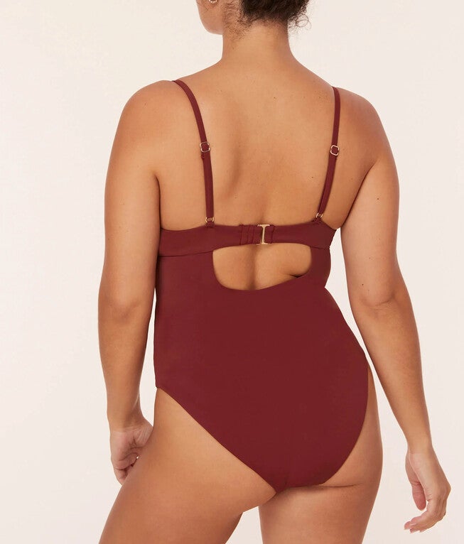 The Bermuda One Piece, , alternate image number null