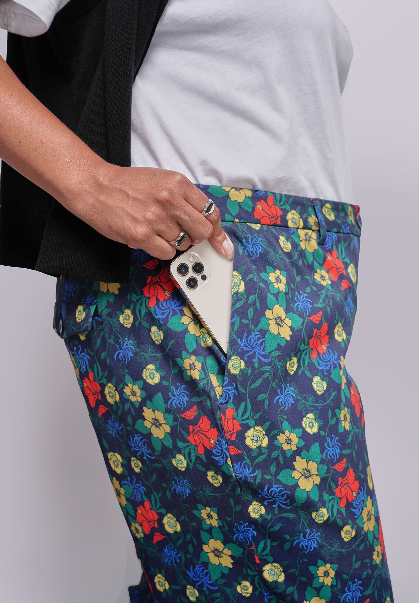 The Empower Trouser, WILDFLOWER CHILI / Red, alternate image number 3