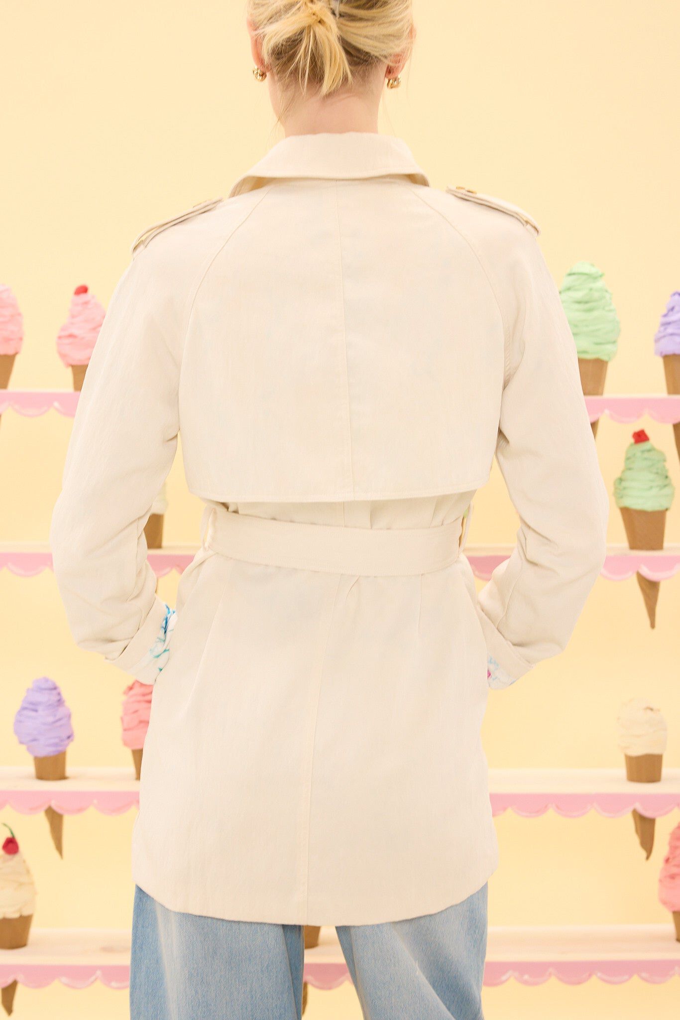 Linden Trench Coat, Blue Bouquet / Beige, alternate image number 4