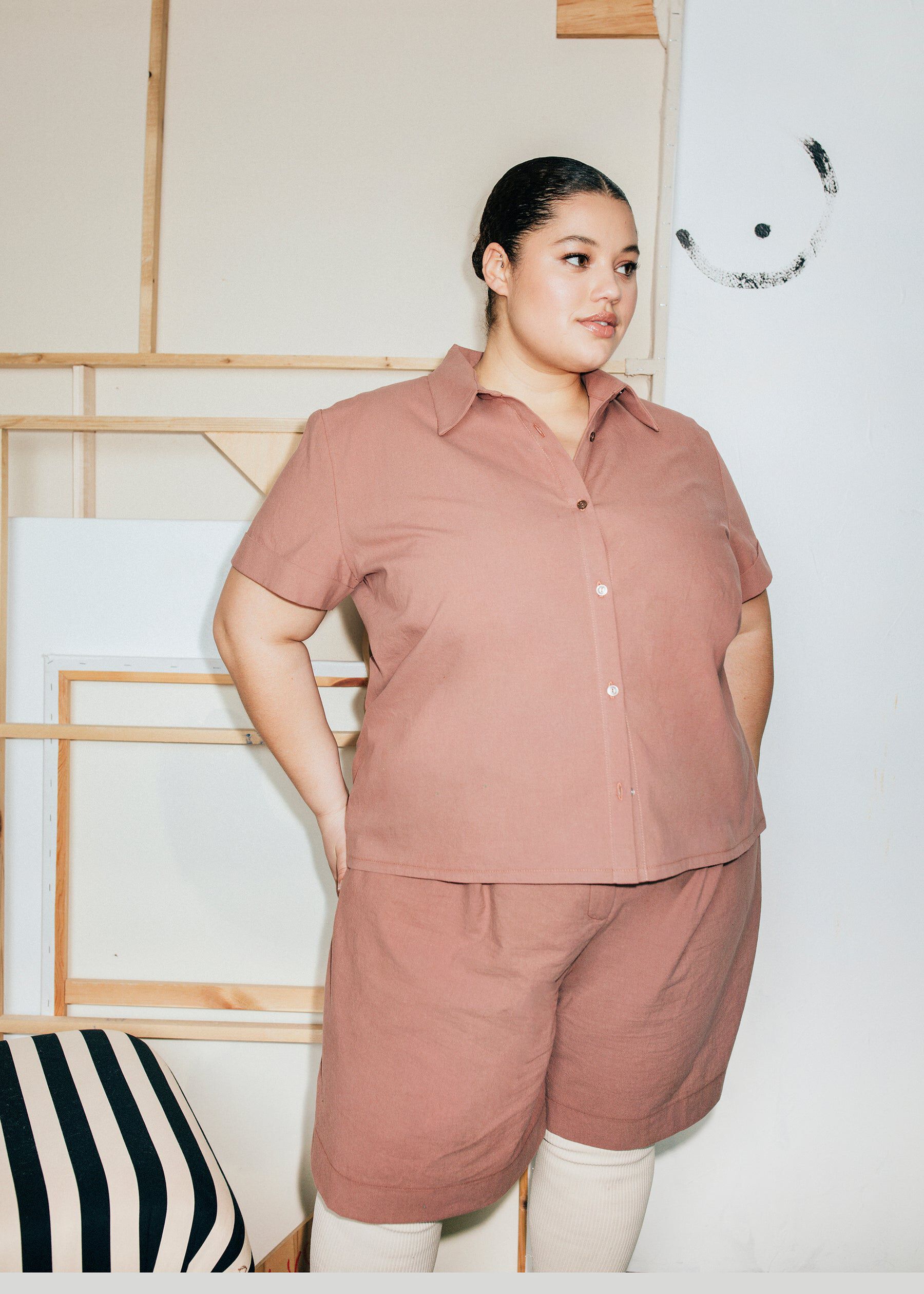 Rolled Short Sleeve Hem Top, Clay / Taupe, hi-res image number 0