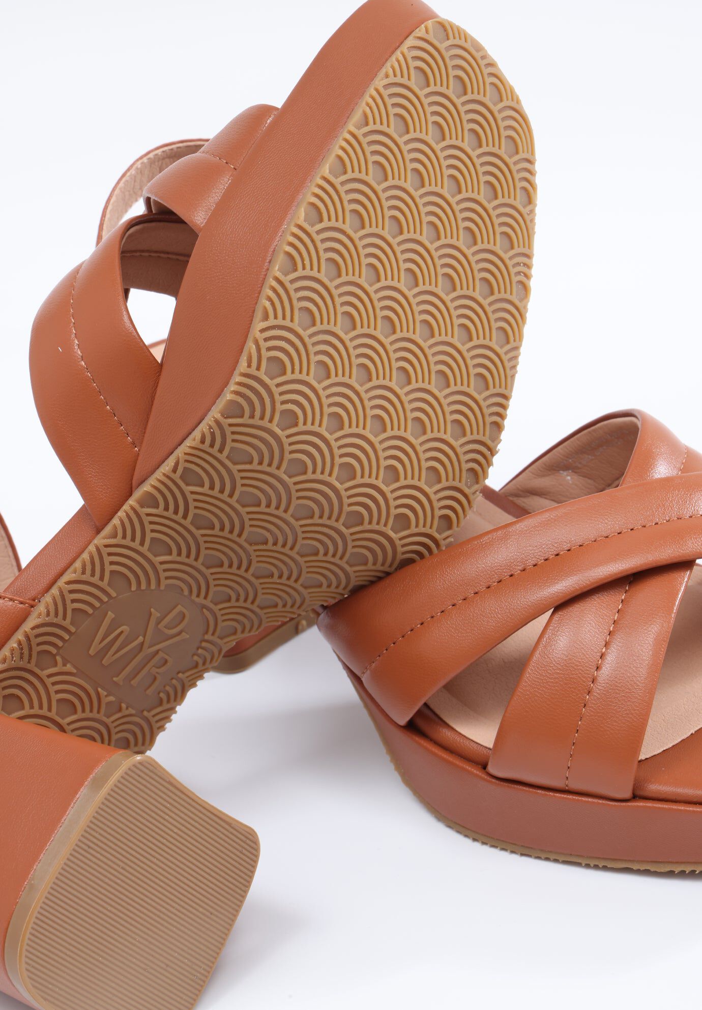 Donna Platform Sandals, Toast / Mustard, alternate image number 3