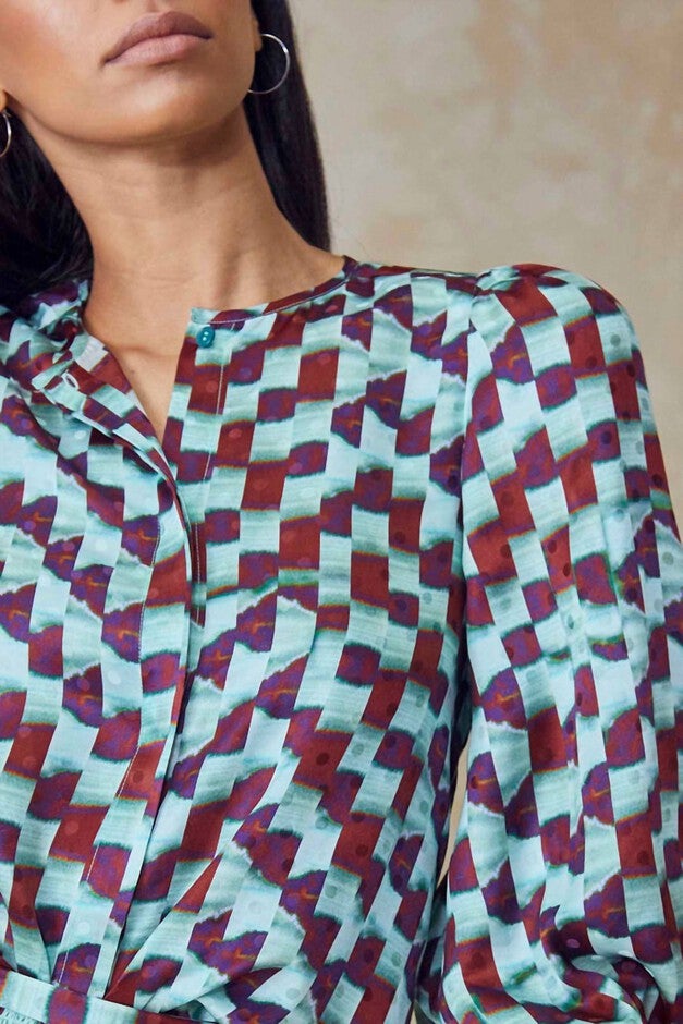 FINLEY BLOUSE IN SUBWAY TILE, Subway Tile / Light Blue, alternate image number 3