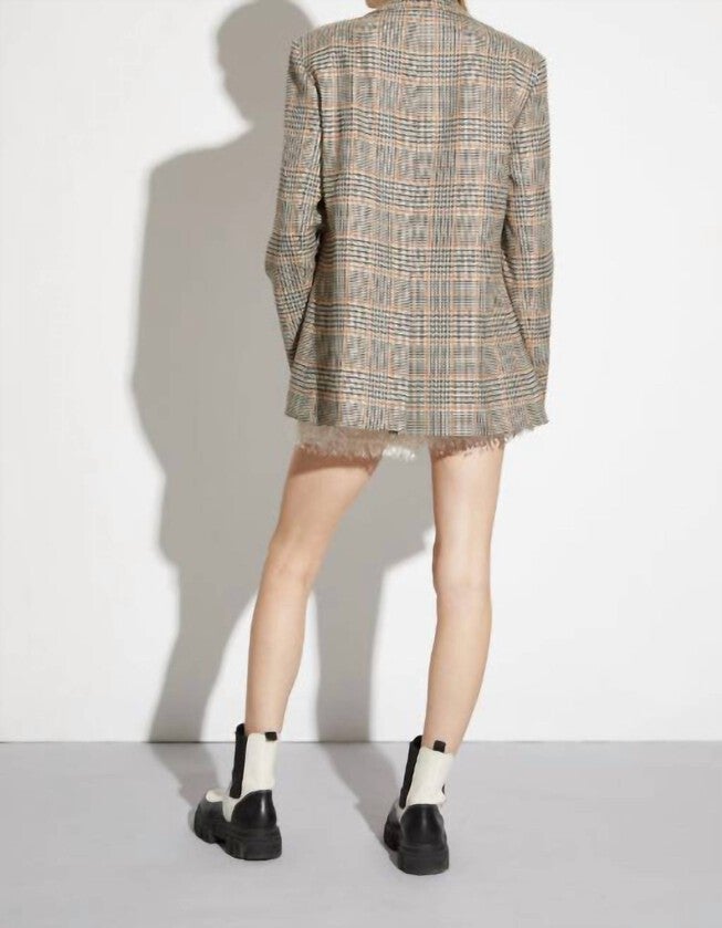 TAYLOR OVERSIZED BLAZER IN HOUNDSTOOTH PLAID, Houndstooth Plaid / Black, alternate image number null