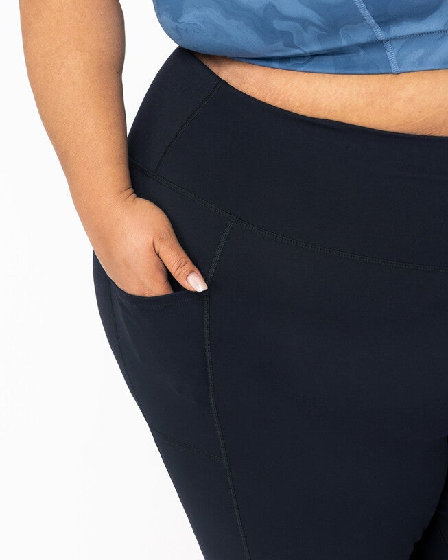 SuperHold™ Pocket Leggings, Black / Black, alternate image number null