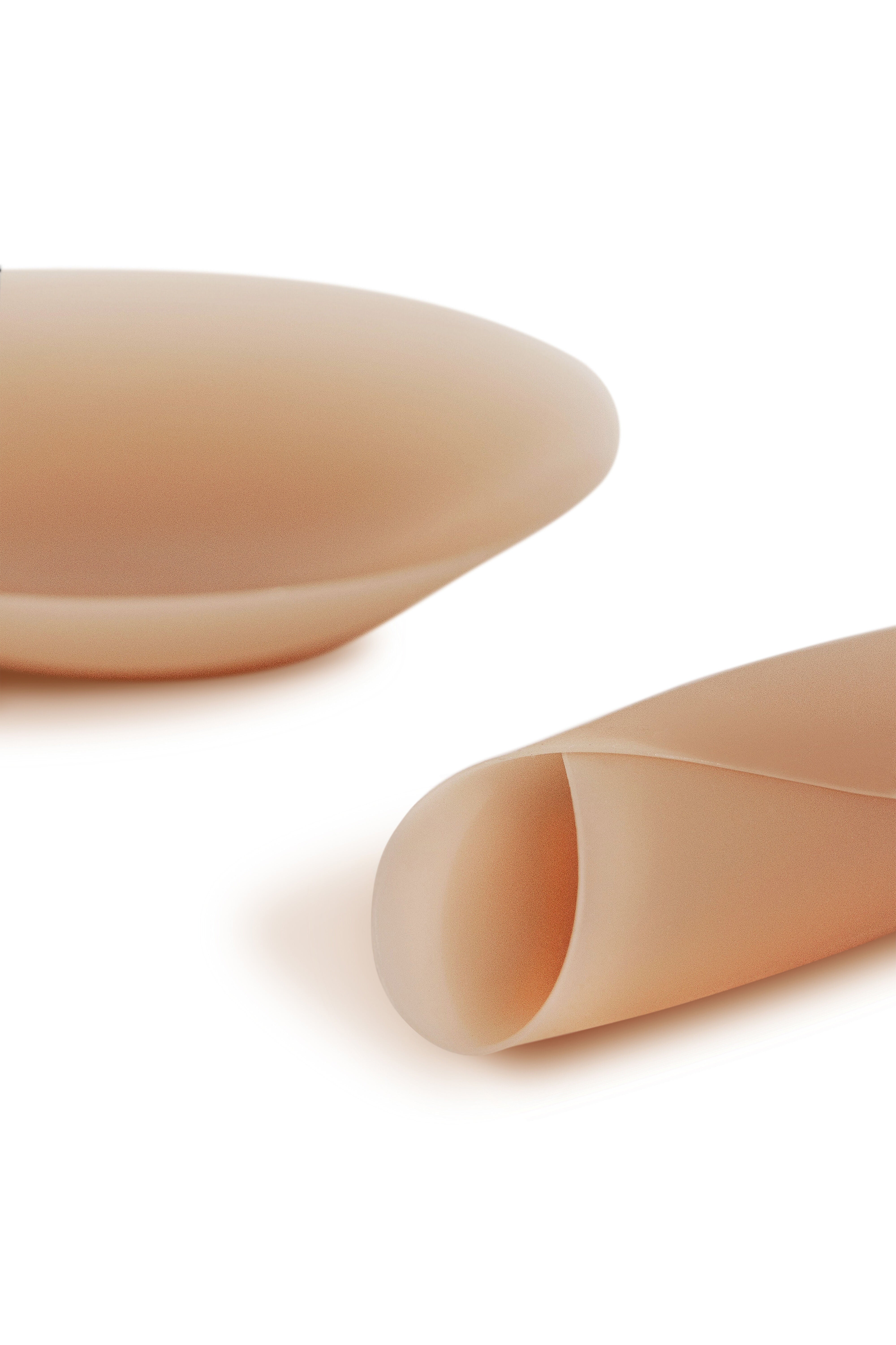 Non-Adhesive No-Show Reusable Nipple Covers, No 5 Soft Tan / Tan, alternate image number 1