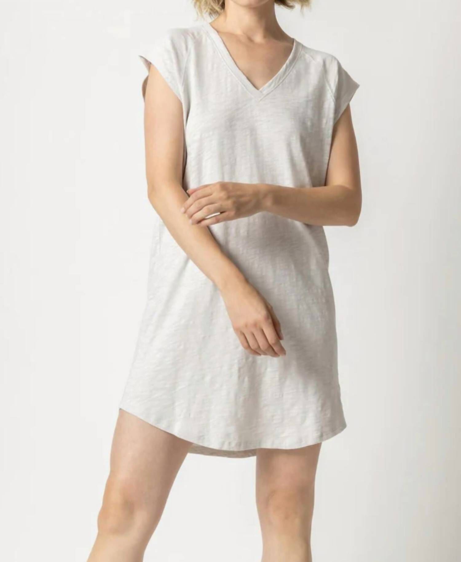 V-NECK SHORT SLEEVE RAGLAN DRESS IN BONE, Bone / White, hi-res image number 0