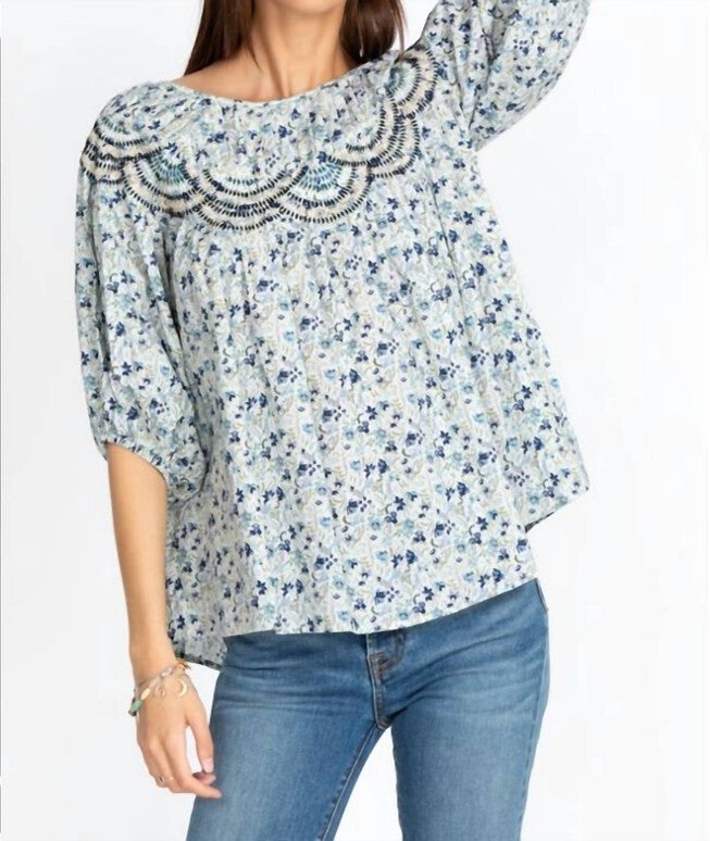 FLORAL TATIANA TOP IN PEASANT, , alternate image number 4