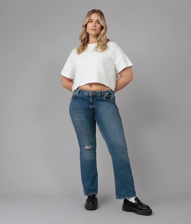 Women's Medium Wash Mid Rise Flare Jeans, Dim Sky / Medium Wash, hi-res image number null