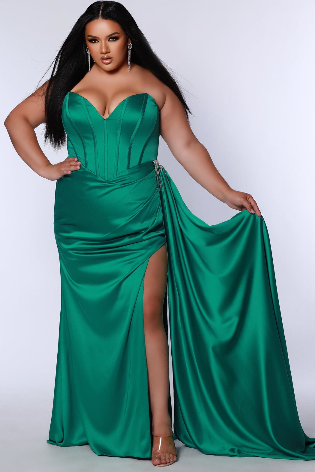 GRAND PRIX FORMAL GOWN, Kelly Green / Kelly Green, hi-res image number 0