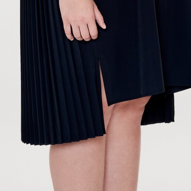 Gabrielle Pleated Back Dress - Original, , alternate image number null