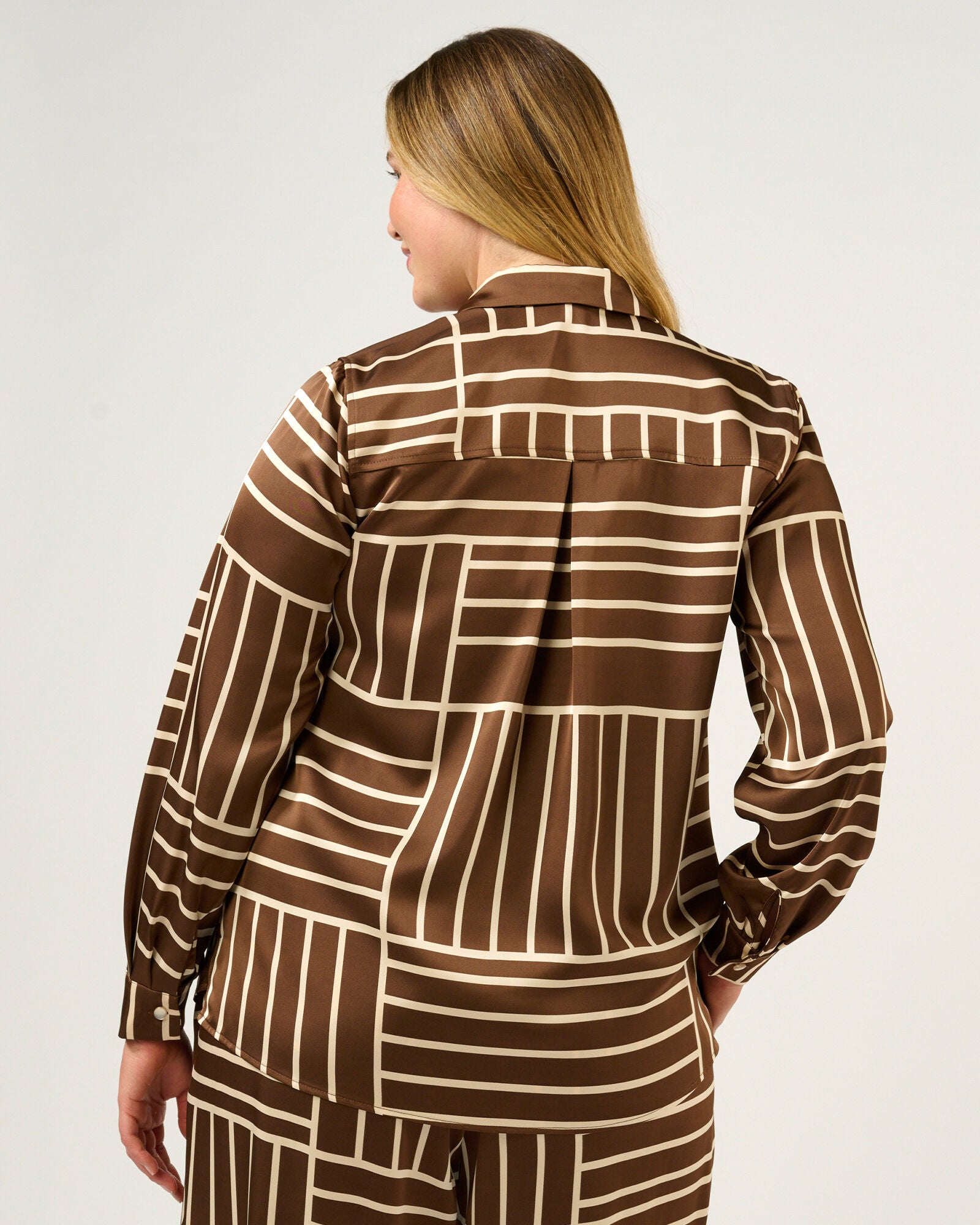 Josie long sleeve Geometric Shirt, CedarCream / Brown, alternate image number 4