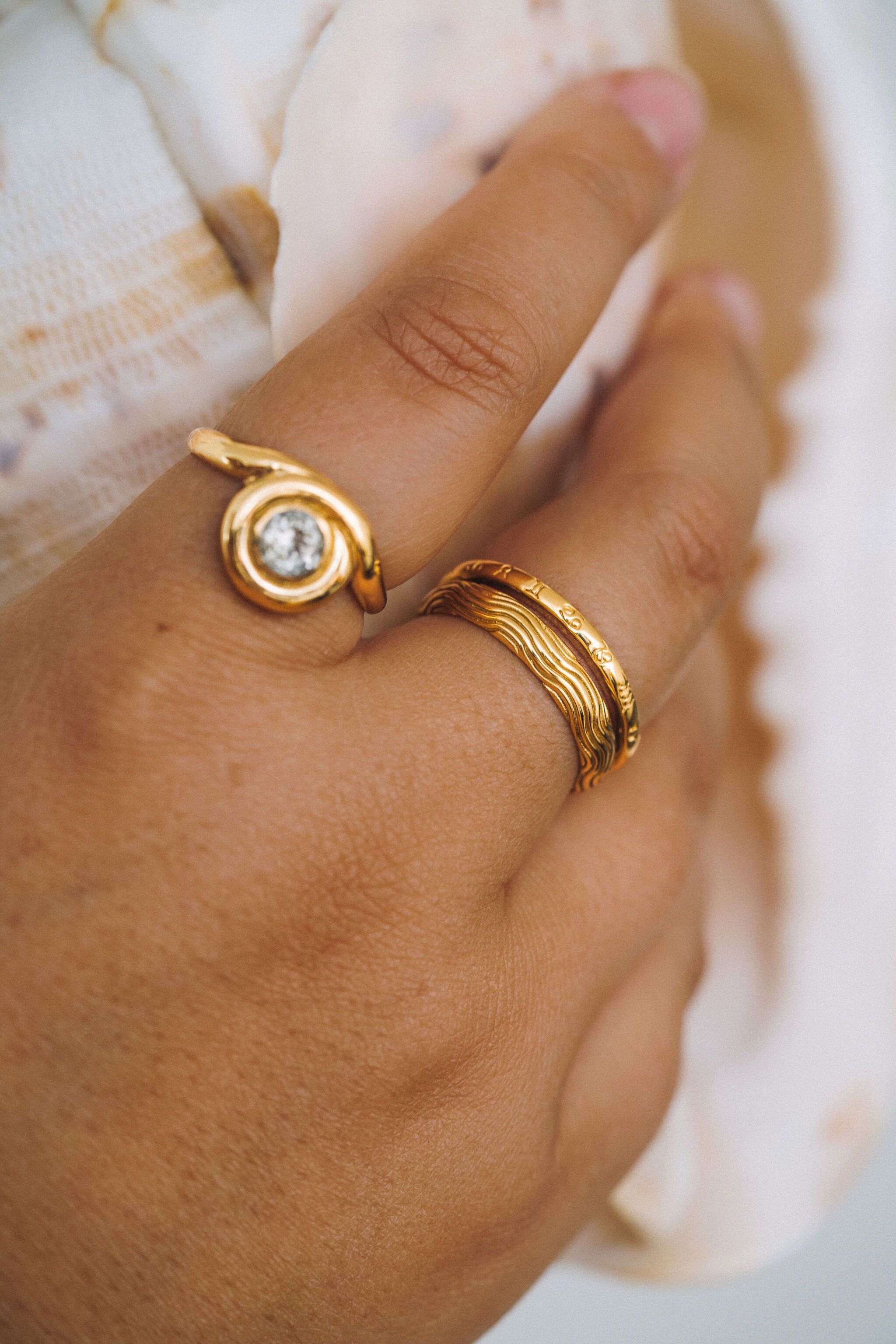 The Earth Ring | Gold, Gold / Gold, alternate image number 2