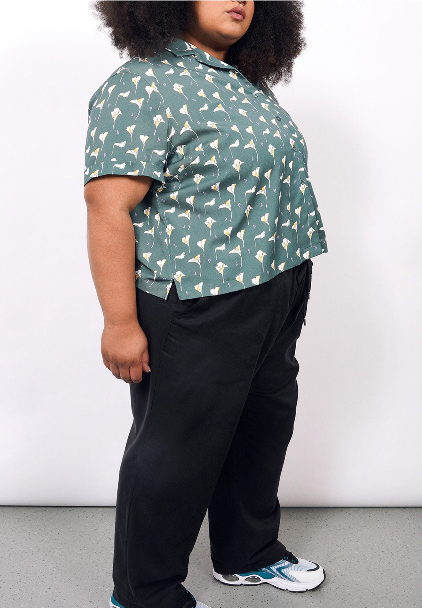 The Everyday Camp Button Up, CALLA LILIES DARK TEAL / Teal, alternate image number 1