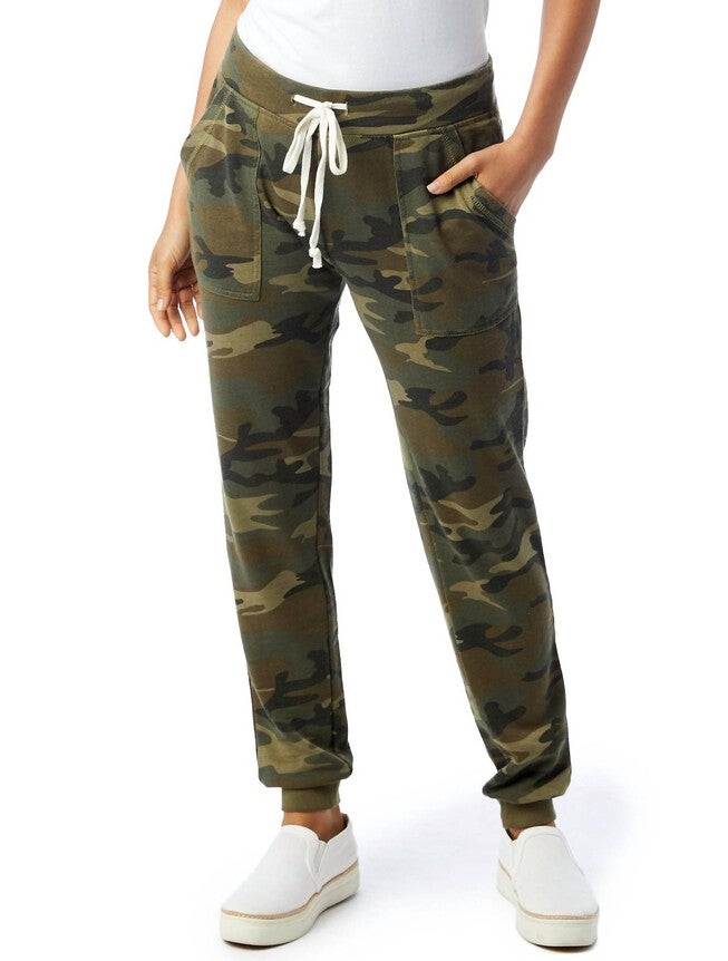 Long Weekend Jogger in Camo, Camo / Hunter Green, hi-res image number 0