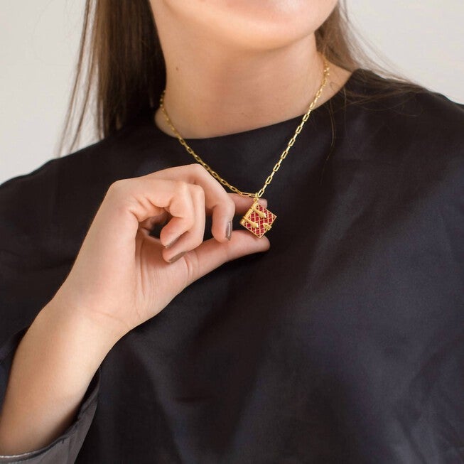 WOMEN'S SECRET DIARY BOOK LOCKET NECKLACE IN BURGUNDY/GOLD, , alternate image number null