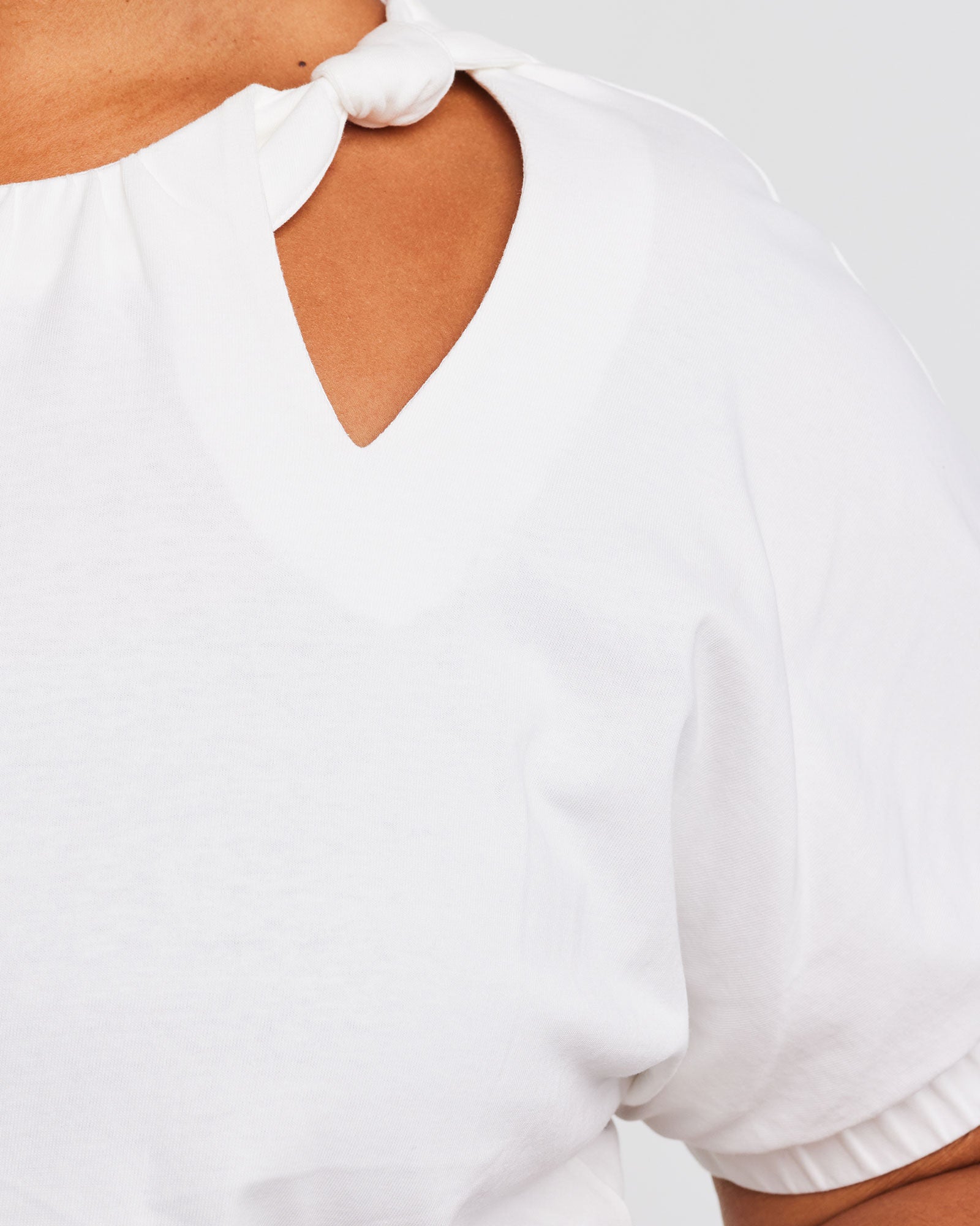 Knot Detail White Cut-Out Top, Milk / White, alternate image number 4