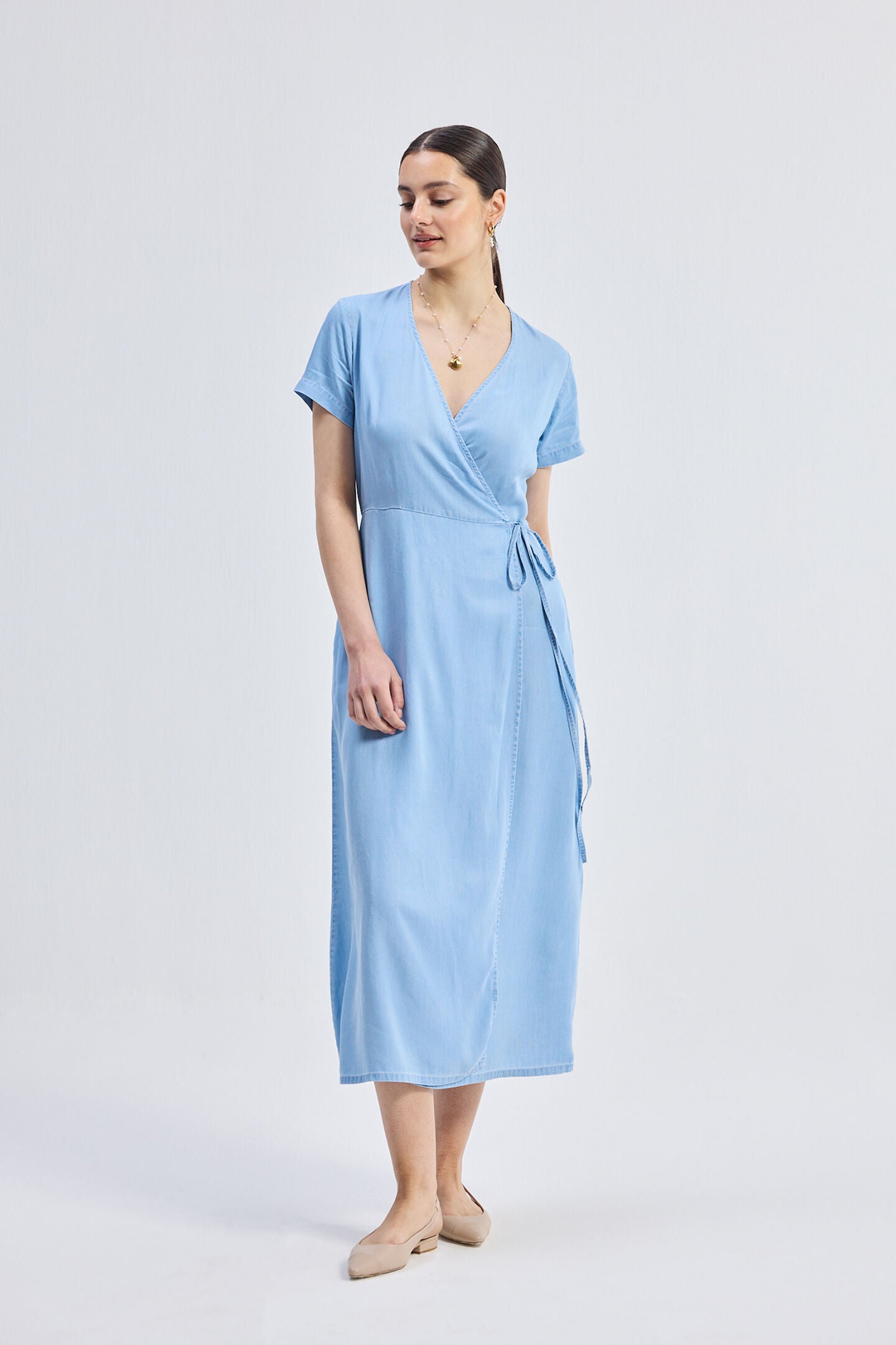 Maxi Wrap Dress in Light Blue, Ocean Blue / Light Blue, alternate image number 4