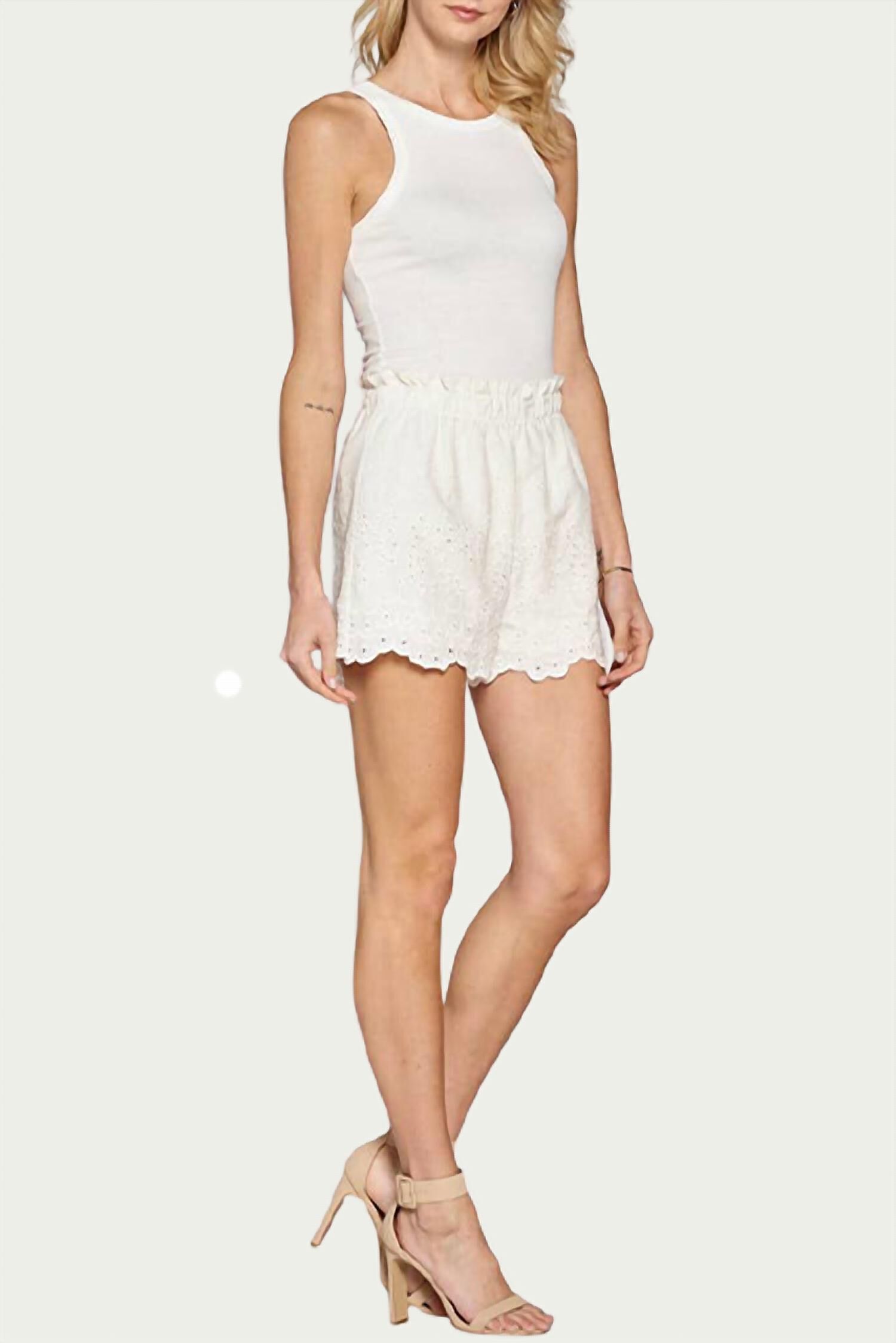 Broderie Anglaise Paperbag Short In White, , alternate image number 3