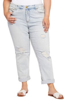 Weekend Slim Fit