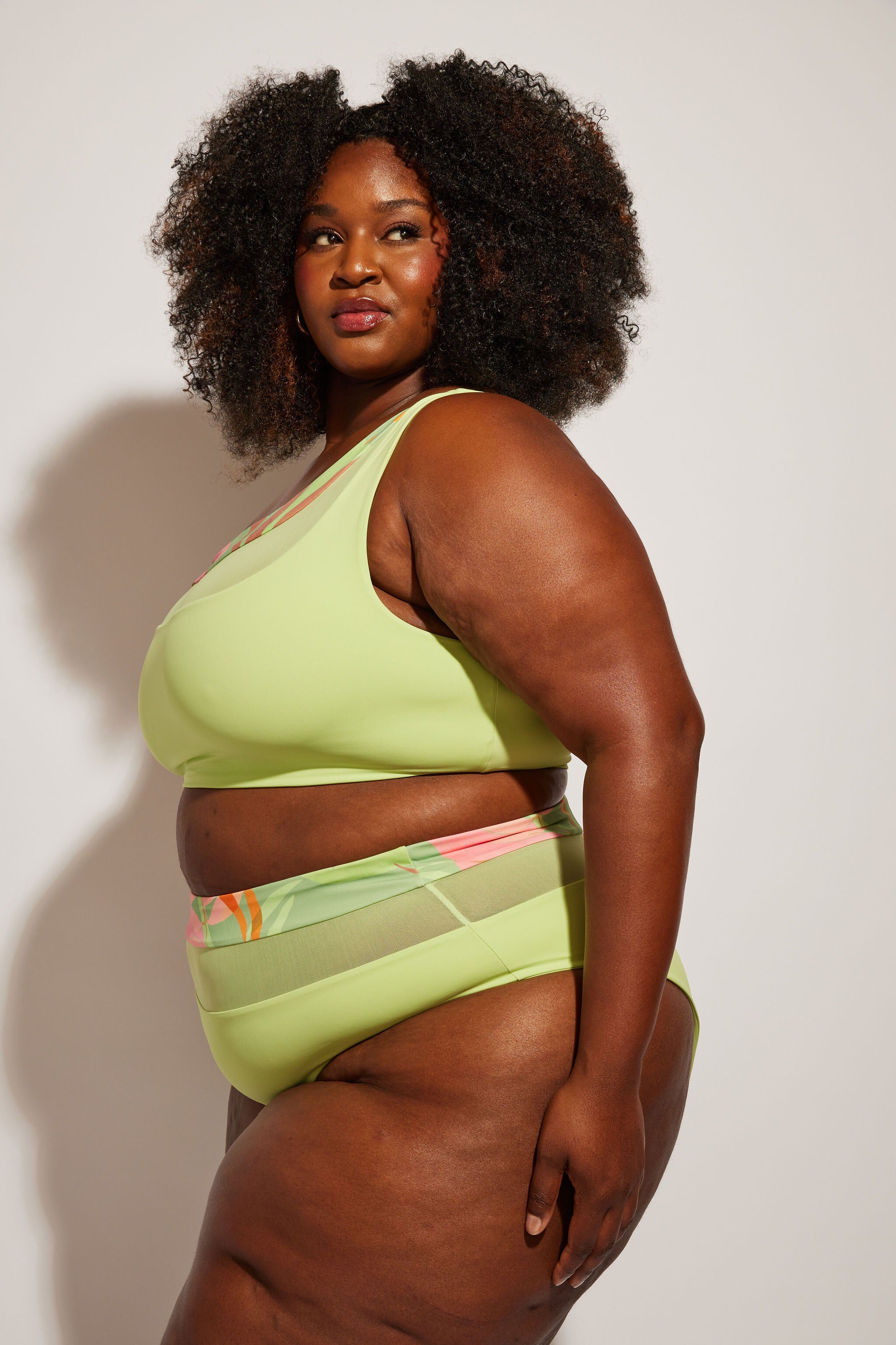 Bay Bottom II, AvocadoBirds of Paradise / Light Green, alternate image number 4