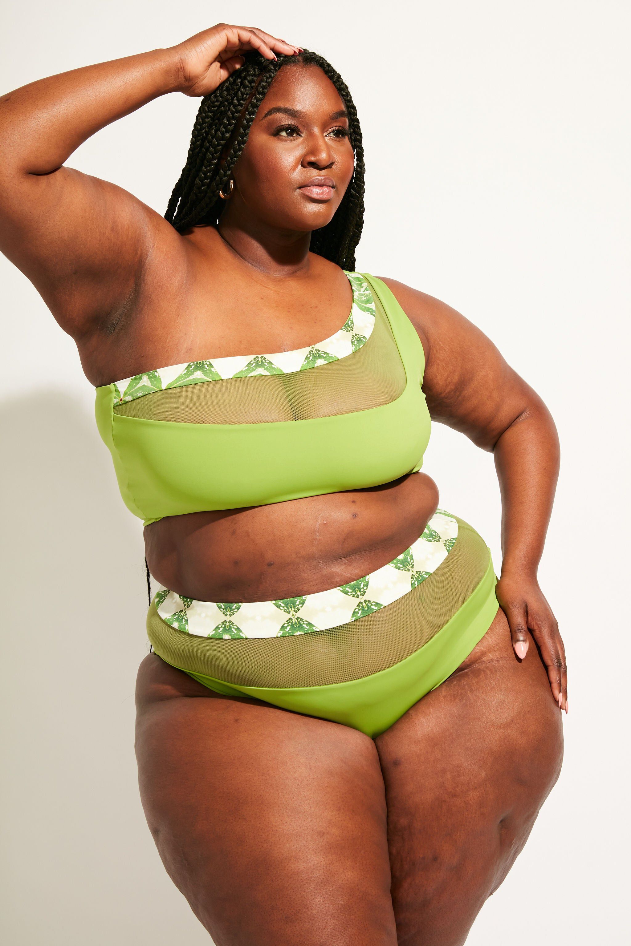 Bay Bottom II, PothosNephrite / Light Green, hi-res image number 0