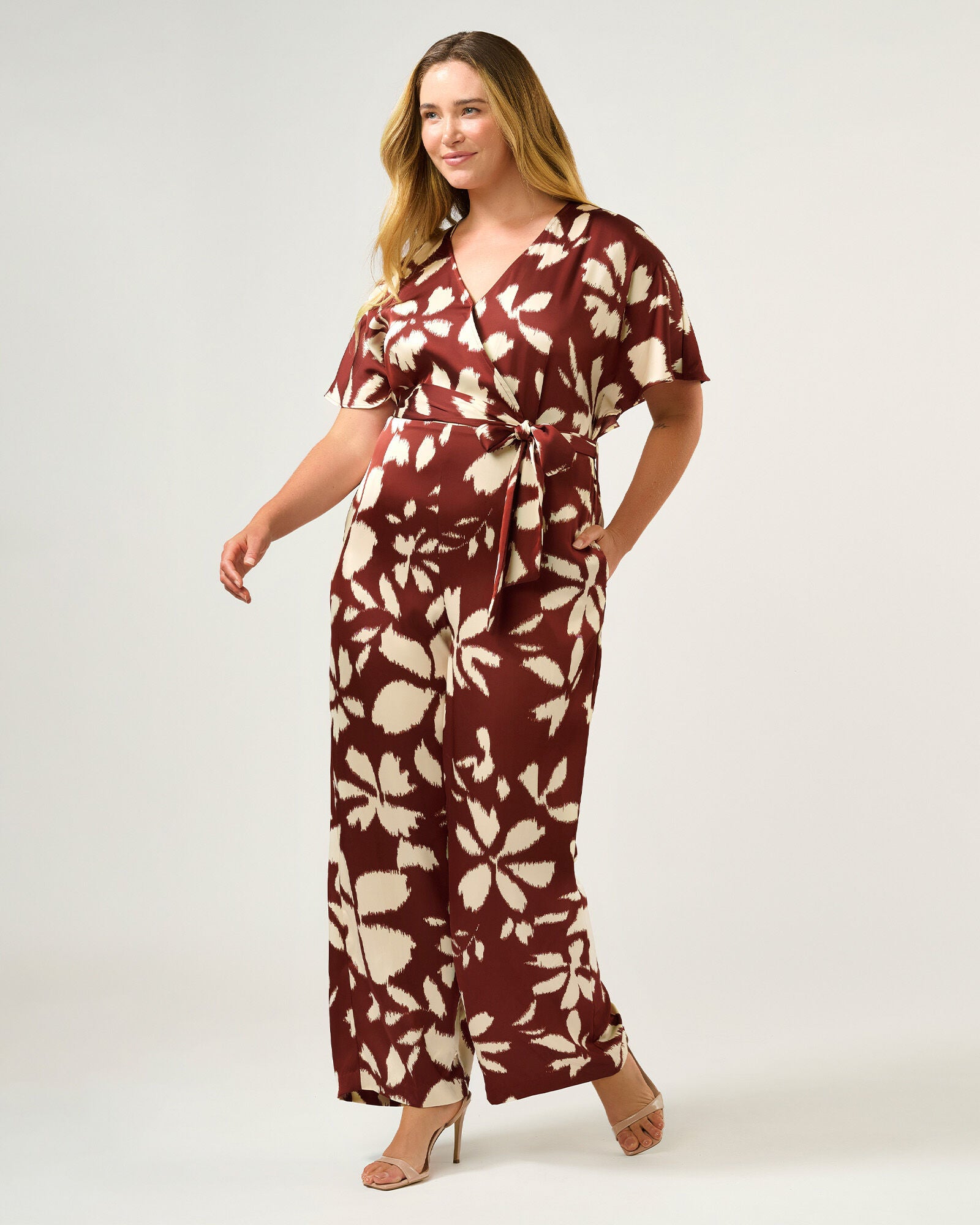 Estelle Hamilton Faux-Wrap, Short Sleeve Jumpsuit, TerracottaCream / Red, alternate image number 3