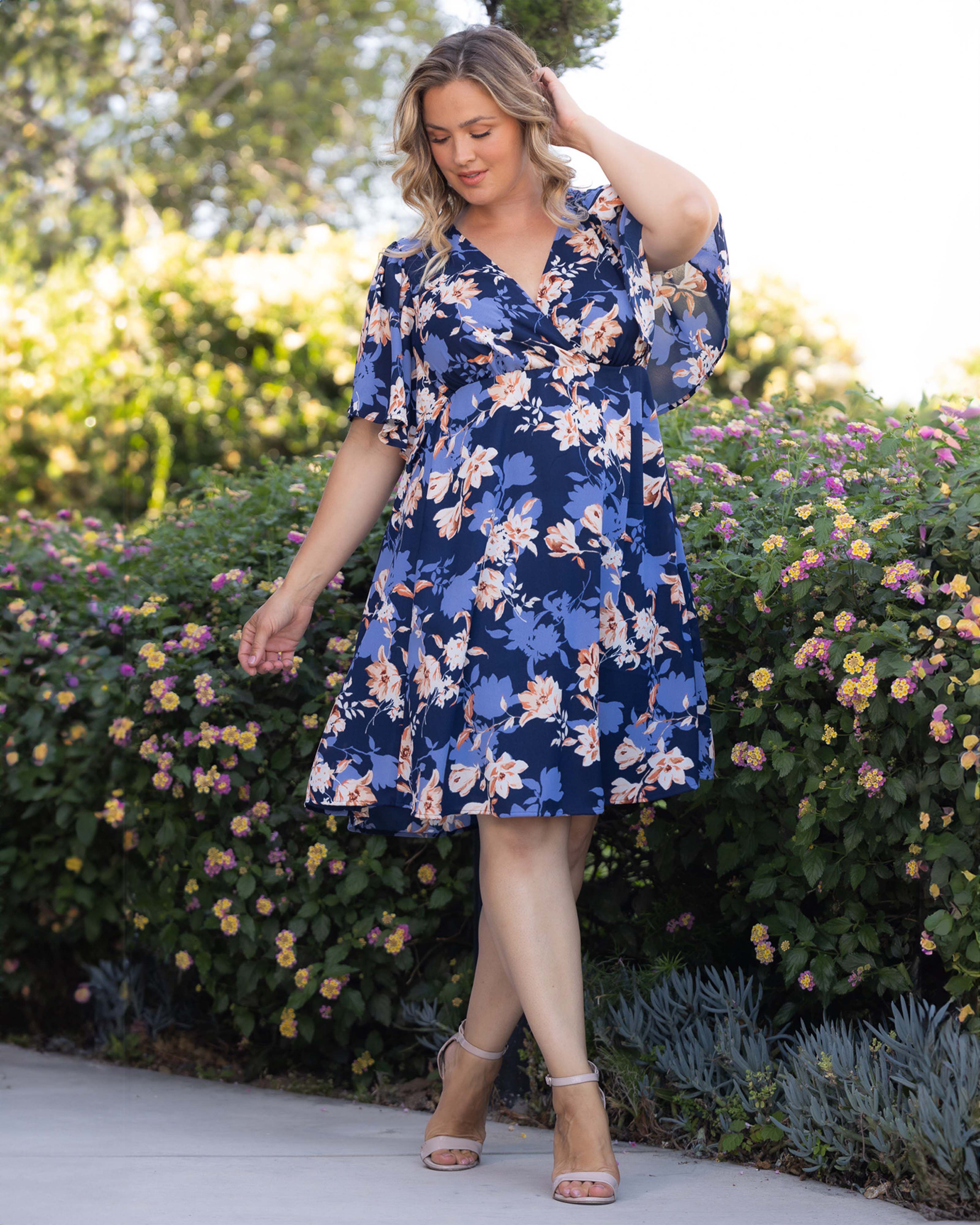 Florence Flutter Sleeve Dress, BLUE BLOSSOM BLISS / Navy, alternate image number 4
