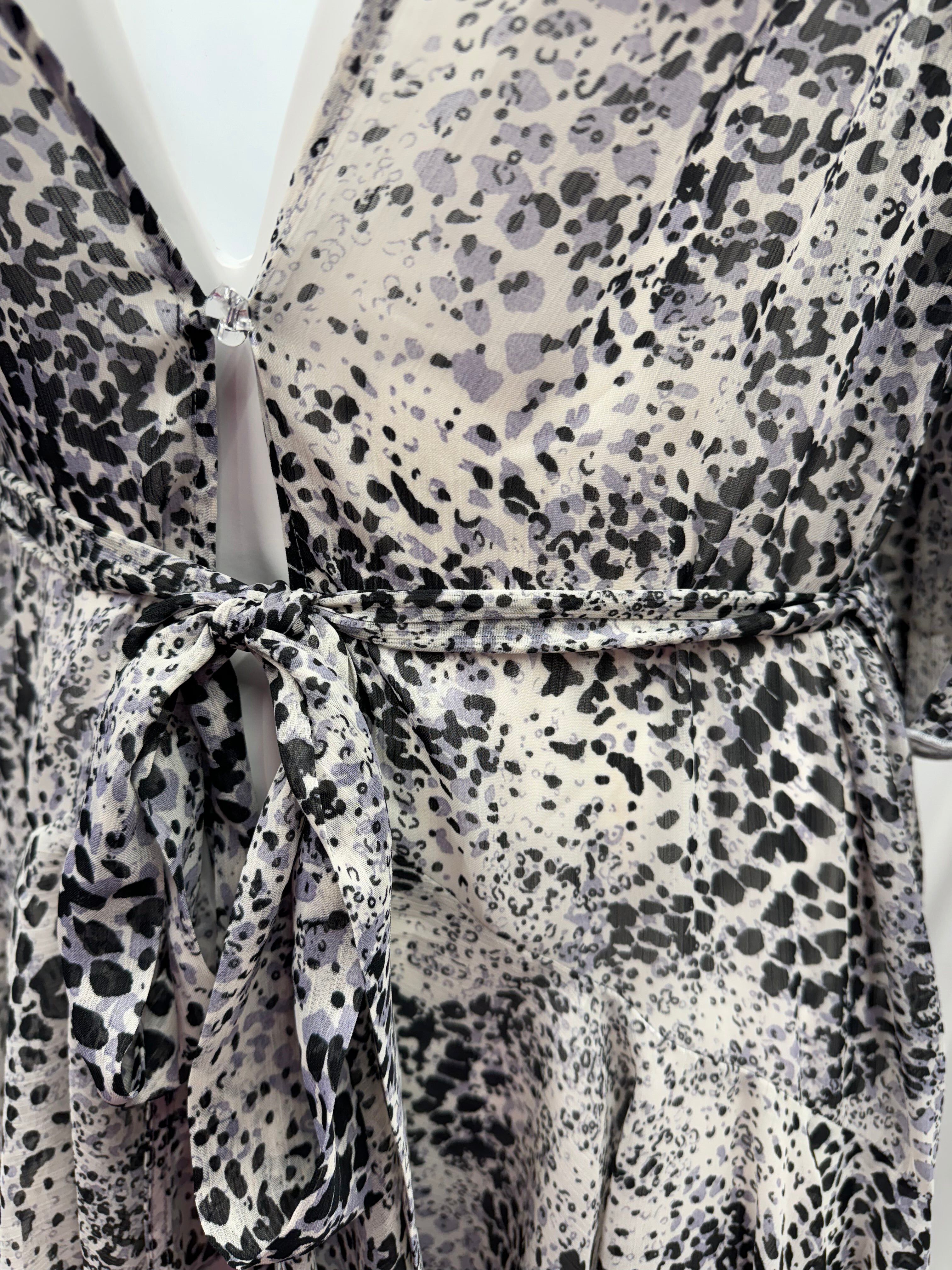 Korinne Standard Kaftan Black & White Cheetah Print, BlackWhite / Black, alternate image number 4