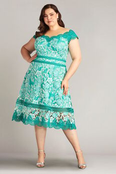Nance Double Banded Scalloped Lace Dress - PLUS SIZE