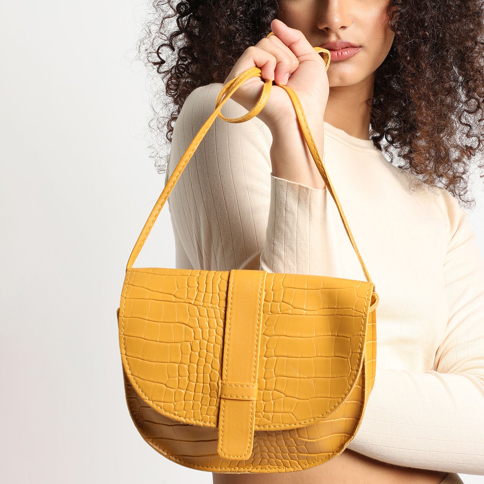 Haute Sauce Women's Croc Curve Sling Bag, Yellow / Yellow, alternate image number 2