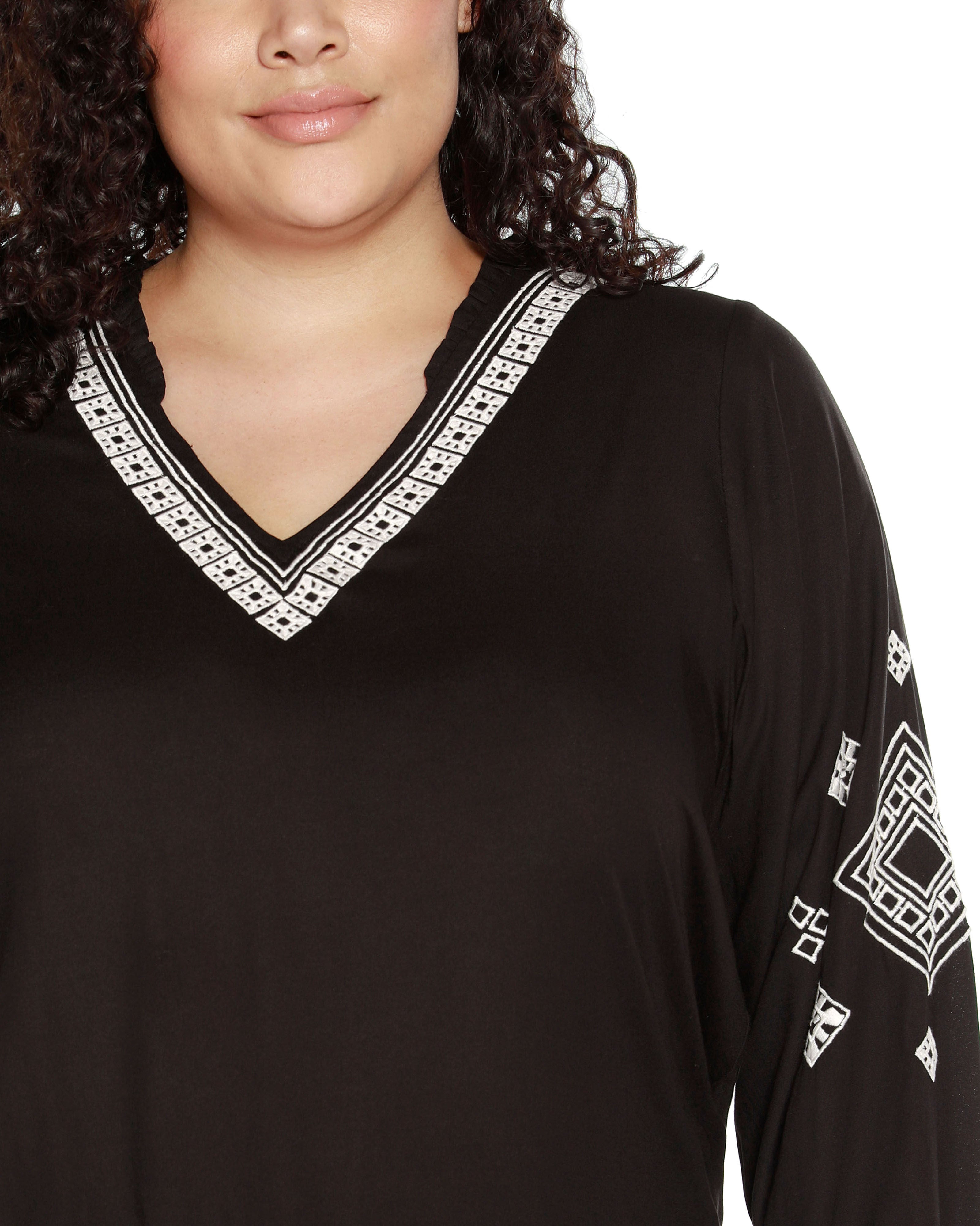 EMBROIDERED BLOUSON SLEEVE V-NECK BLOUSE, Black / Black, alternate image number 3