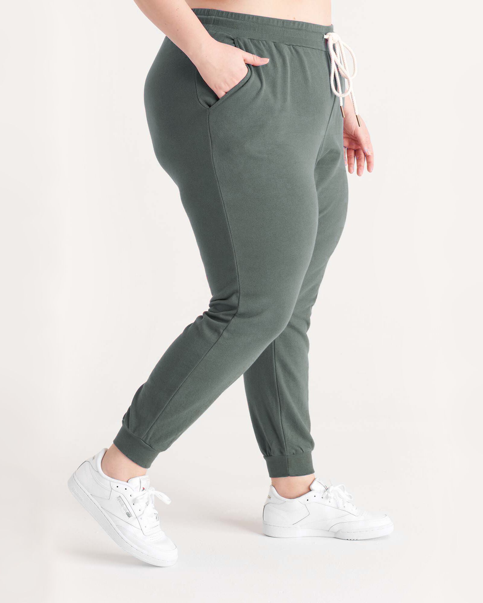 The Everyday Jogger, Thyme / Forest Green, alternate image number 2