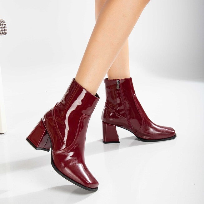 MAYA - BURGUNDY PATENT ANKLE BOOTS, BURGUNDY / Burgundy, alternate image number 2