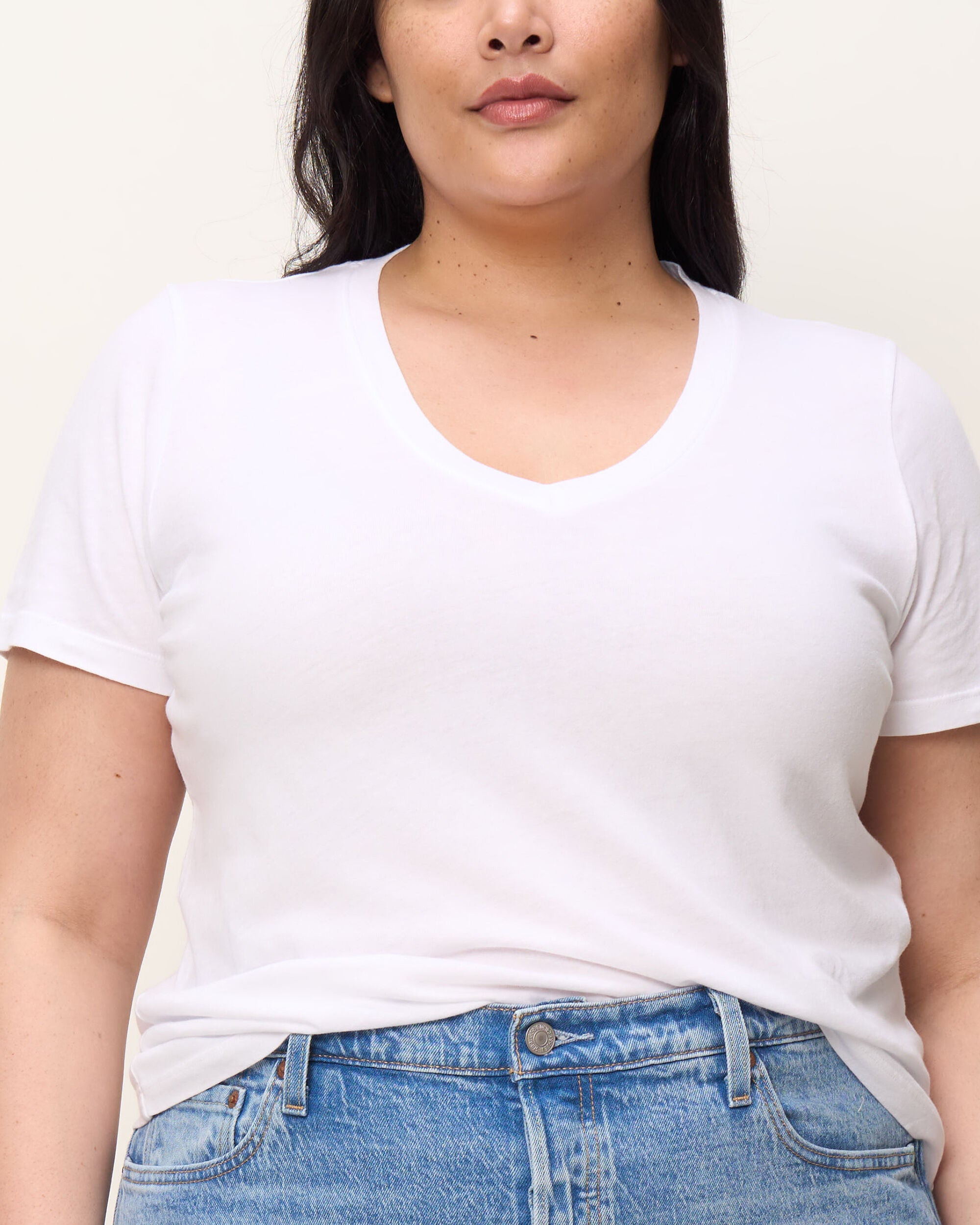 The V Neck Tee, True White / White, alternate image number 3