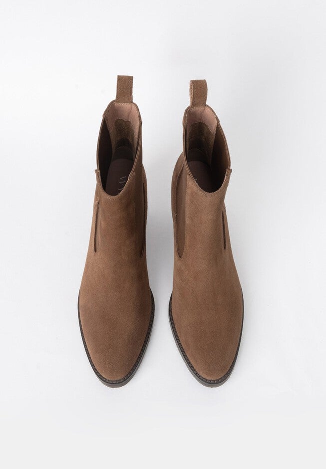 Dakota Chelsea Boots, Brown Sugar / Brown, alternate image number 3