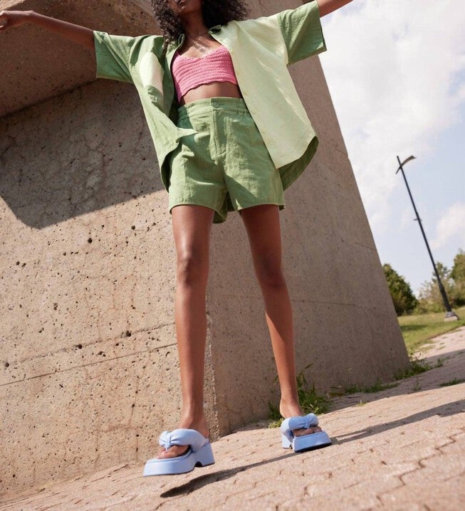 Women'S Vega Short In Aloe, , alternate image number null