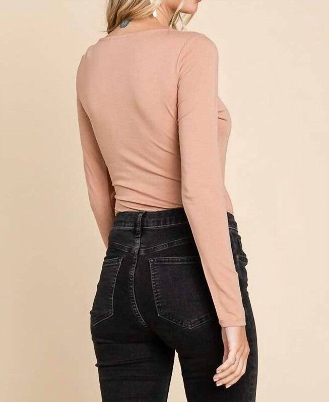 KENDRA SCOOP NECK FITTED BODYSUIT IN BEIGE, , alternate image number null
