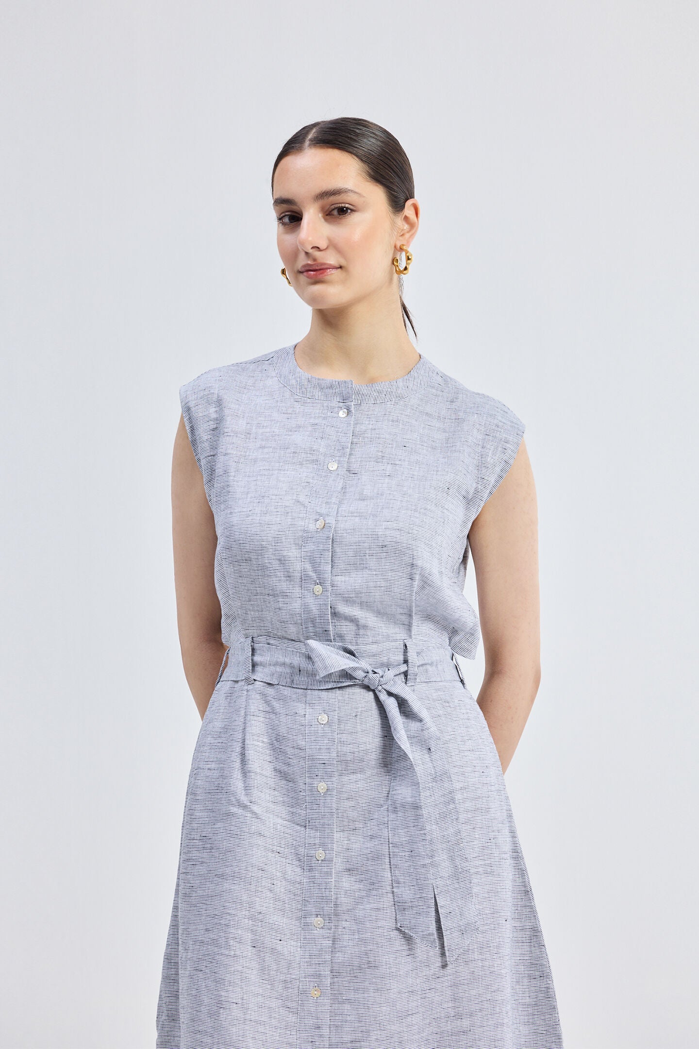 Back Cut Out Linen Dress, Pin striped Linen / Cool Gray, alternate image number 4
