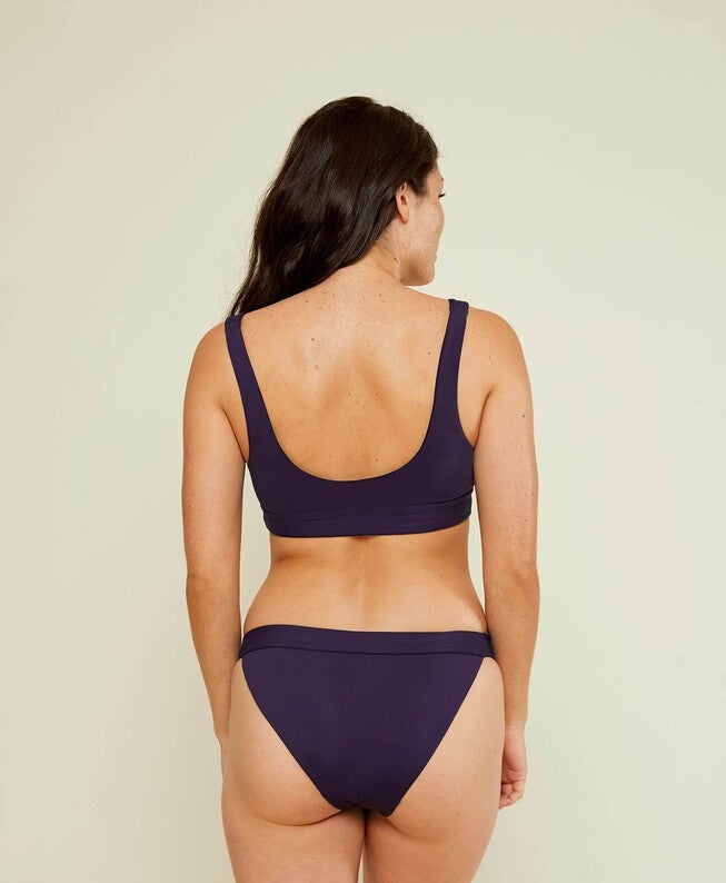 The Valencia Top Flat, Navy / Navy, alternate image number null