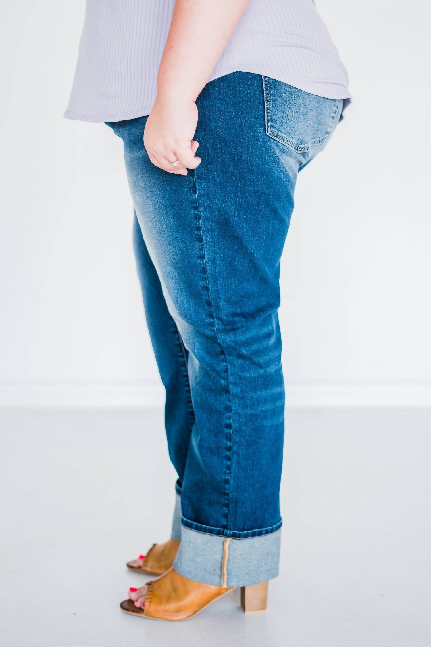 BOYFRIEND JEANS IN DARK WASH, , alternate image number 6