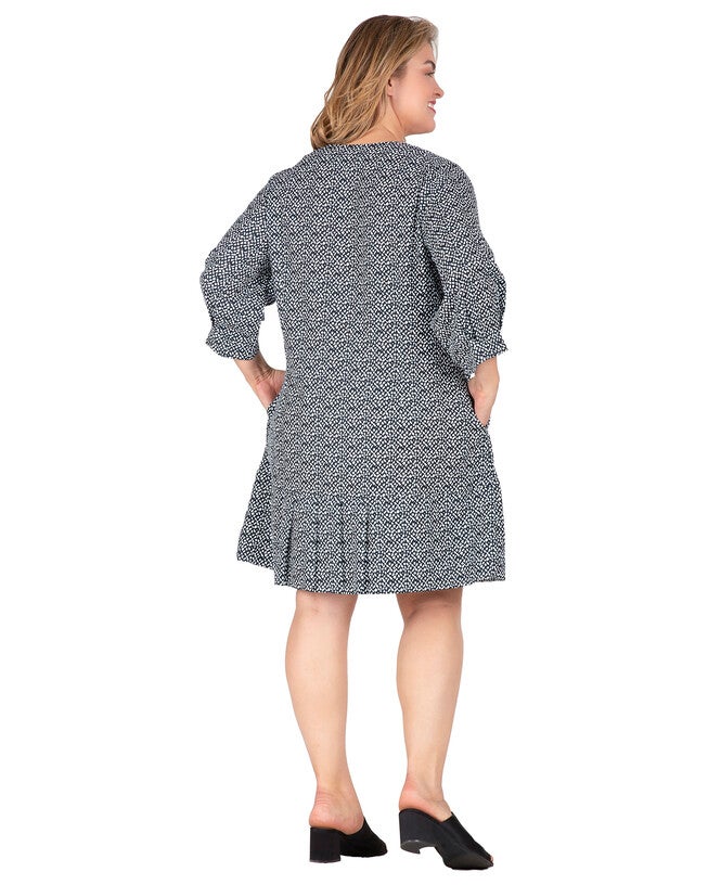 Victoria Women's Plus Size Pullover 3/4 Sleeve Flounce Pleated Hem Mini Dress, , alternate image number 6