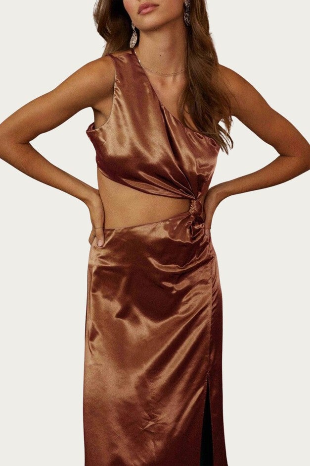 ONE-SHOULDER SATIN CUTOUT MIDI DRESS IN BRONZE, , alternate image number 2