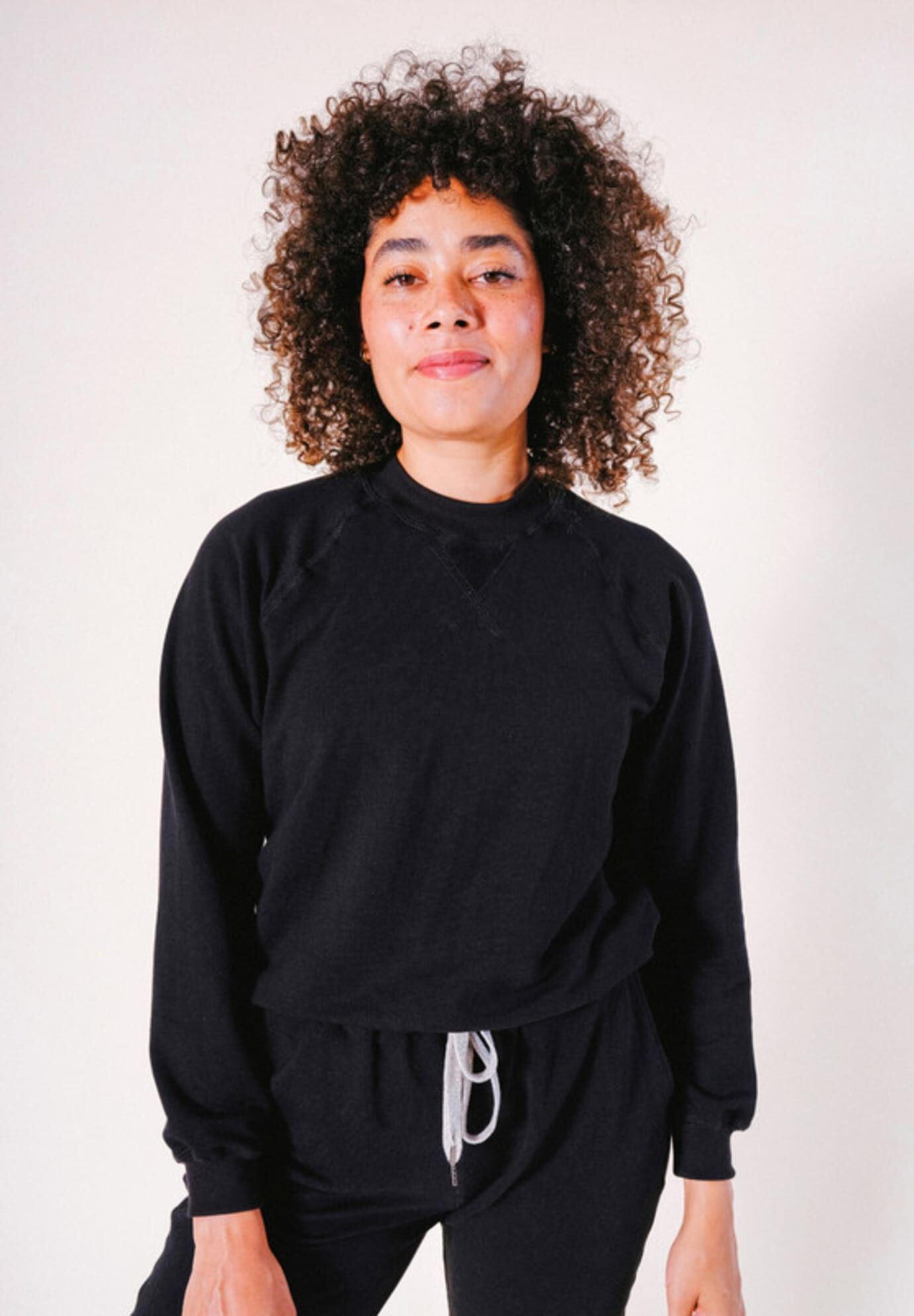 Plus Agnes Raglan Organic Cotton + Tencel Sweatshirt, Black / Black, hi-res image number 0
