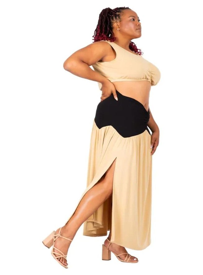 Reign Women's Plus Size V Waist A Line Side Slit Flared Maxi Skirt, , alternate image number 4