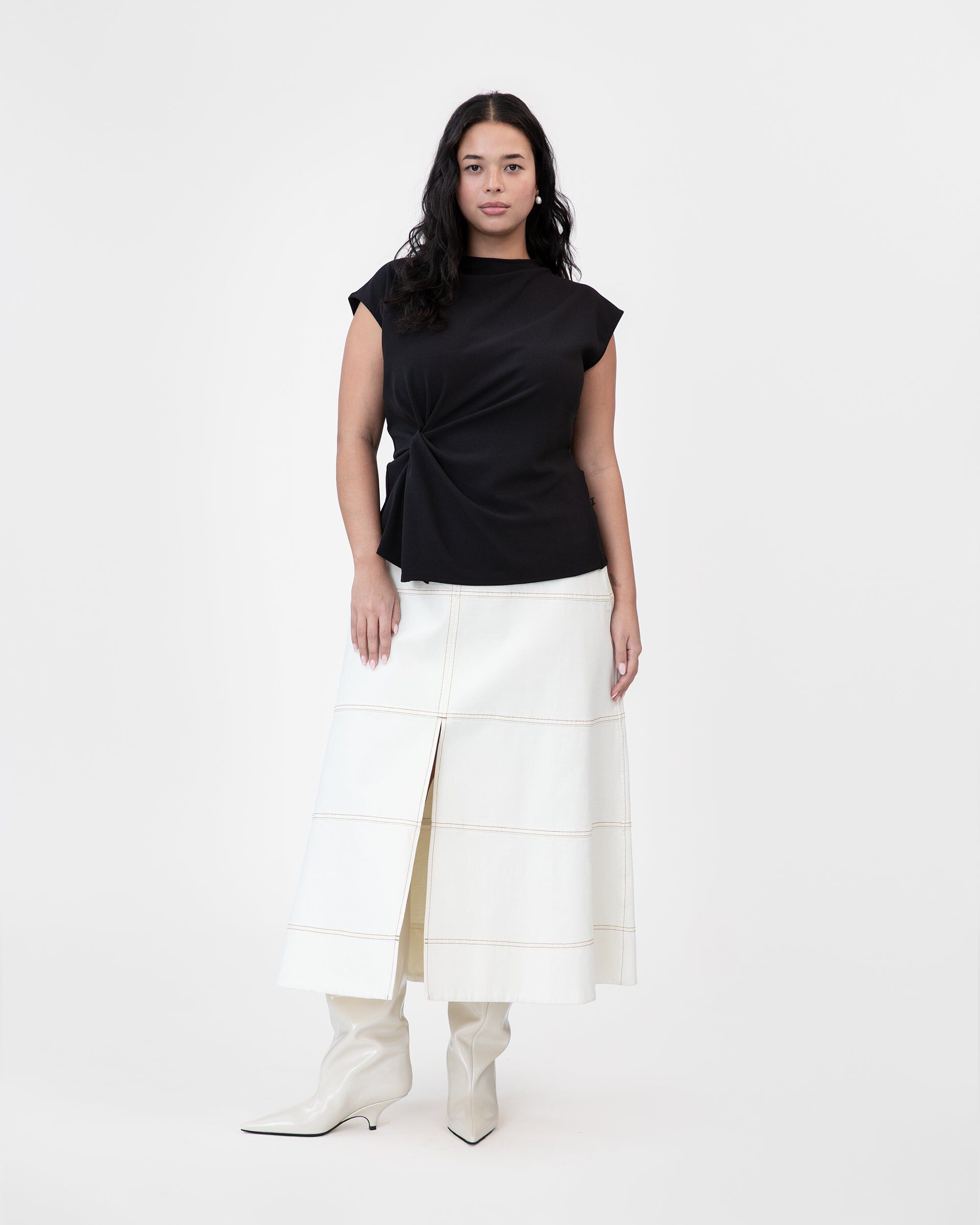 Robin Top, Black / Black, alternate image number 1