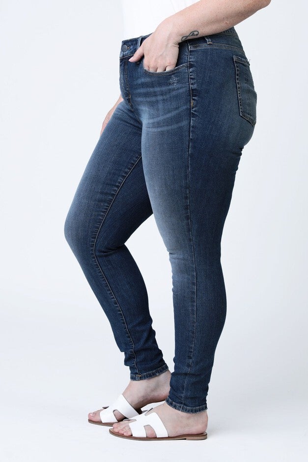 Mid Rise Skinny - Layla, LAYLA / Medium Wash, alternate image number 3