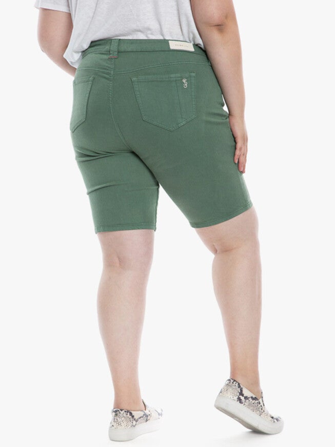 Haley Mid rise Bermuda, MYRTLE / Light Green, alternate image number 1