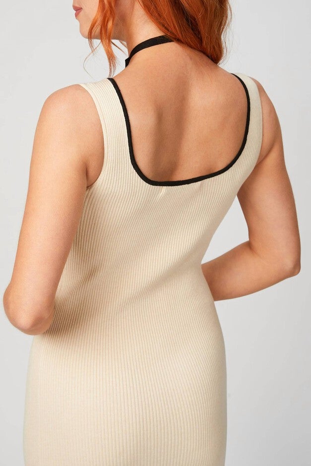 COTTON KEY HOLE KNIT DRESS, Natural / Beige, alternate image number null