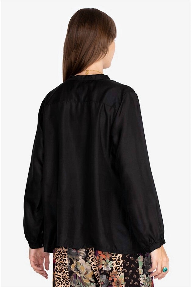 SHAKI SILK BLOUSE IN BLACK, Black / Black, alternate image number null