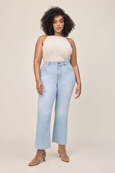 PSP PLUS - CROP BOOTCUT JEANS | CRUSH